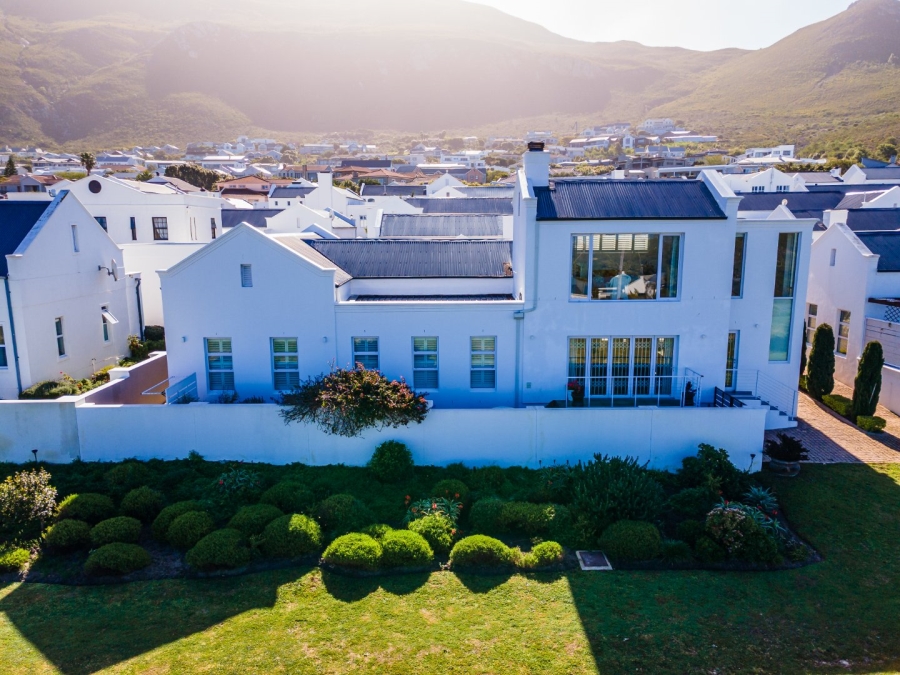 3 Bedroom Property for Sale in Chanteclair Western Cape